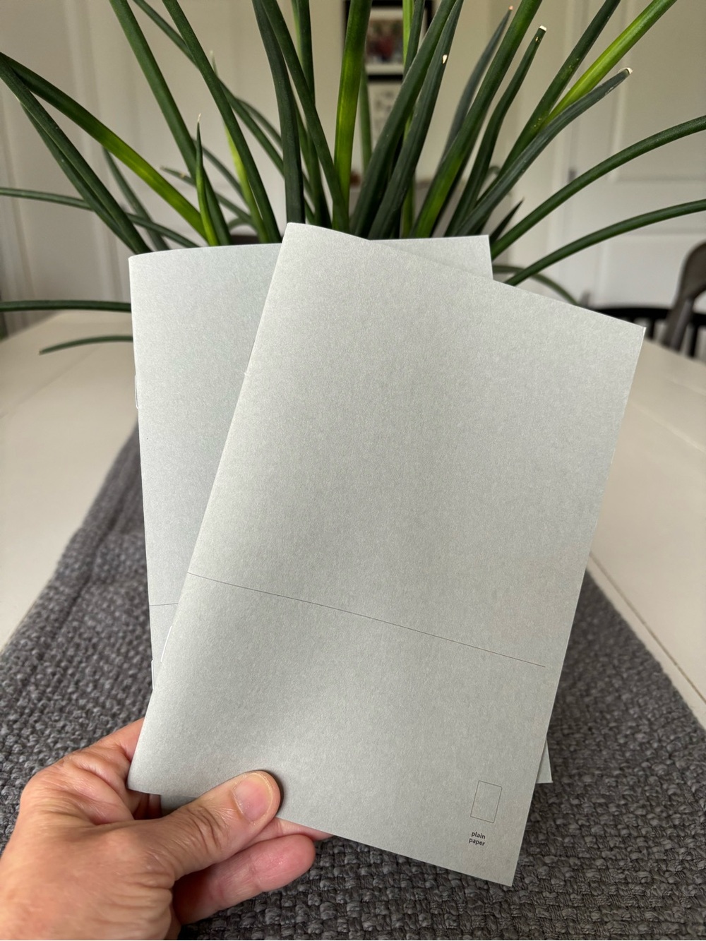 Paper Republic Grand Voyageur in Natural XL
•Comes with 2 notebook refills - Picture 8 of 10